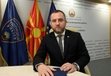 Тошковски потврди дека обезбедувач на Мицкоски нападнал друг полицаец – се огласиј и од ВМРО-ДПМНЕ, познато е што ќе сторат тие