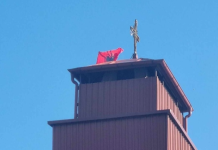 ОВА Е МАКЕДОНИЈА: Остранети знамињата на Албанија и ОНА од манастирскиот комплекс на тетовското кале