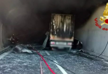 (ВИДЕО) Страшна несреќа: Автобус со македонски туристи се судрил со два камиони