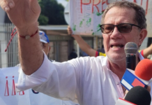 Видео кое ги вознемири сите: Убиен новинар во трговски центар – откривал и пишувал за корупција во Колумбија