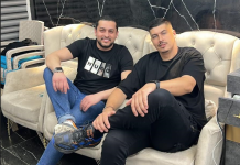 Еден од најпознатите балкански артисти Mike Ride во Македонија – во друштво на маестралниот фризер Секи Ракиповски од Охрид