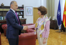Заврши средбата Филипче – Сиљановска-Давкова, лидерот на опозицијата откри што и укажал на претседателката