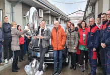 Вработените на газдата му купиле и поклониле скапоцен автомобил: Синиша дошол во фирмата и не можел да си поверува што гледа