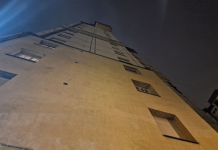 19-годишник се скарал со родителите, отишол кај девојката – паднал од зграда, починал на лице место