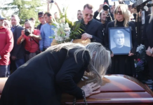 Скршена од болка: Сопругата на Саша Поповиќ за прв пат се огласи по неговата смрт