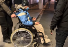 Мајката Дијана која го загуби детето, штрајкува 10-ти ден со глад: На кратко хоспитализирана, и дадоа инфузија и се врати на штрајкот