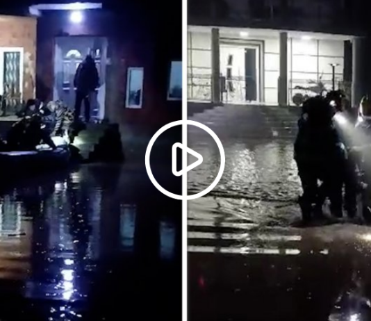 (ФОТО) Вака изгледаше драматичната евакуација во едно село: Пожарникарите со чамци ги пренесуваа селаните на безбедно