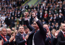 Доби голема доверба: Мицкоски повторно избран за претседател на ВМРО-ДПМНЕ