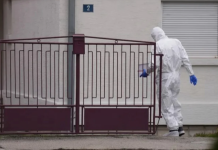 Лошата вест брзо се прошири: Мирни луѓе, трагичен крај – Соседите во неверување пред куќата во Чачак