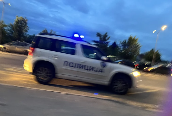 policija