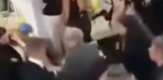 (Видео) Наместо прослава на матуранти, мајки беа во главна улога – се фатија за коса и делеа правда